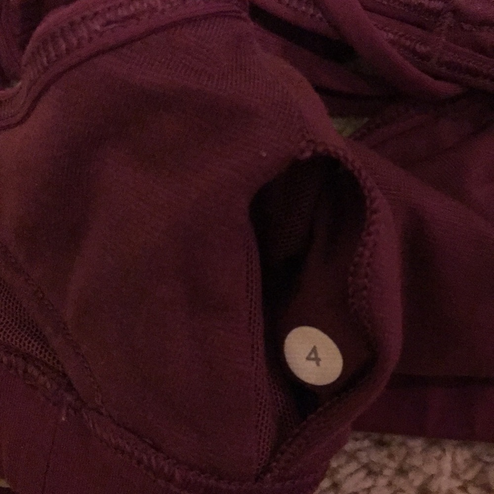 Lululemon - Picture 4 of 5